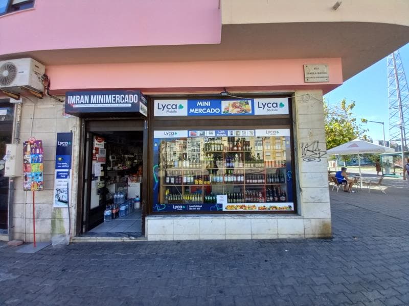 1/2 loja, sita Baixa da Banheira, Moita