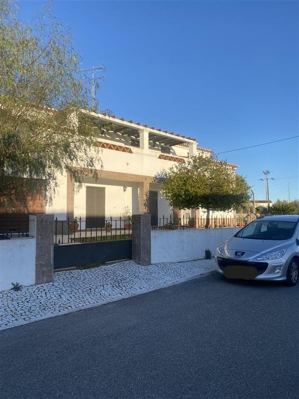 PRÉDIO URBANO SITO EM ESTREMOZ