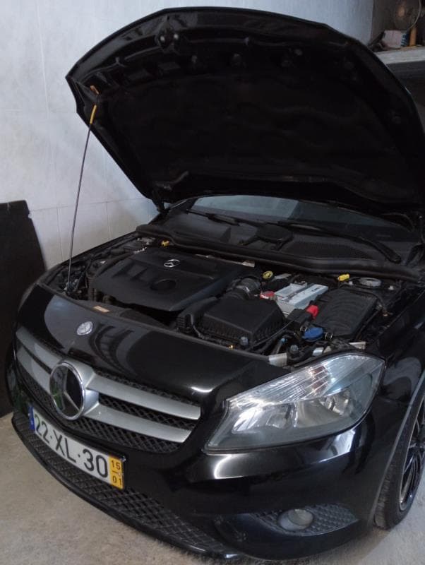 MERCEDES-BENZ Modelo: 245G