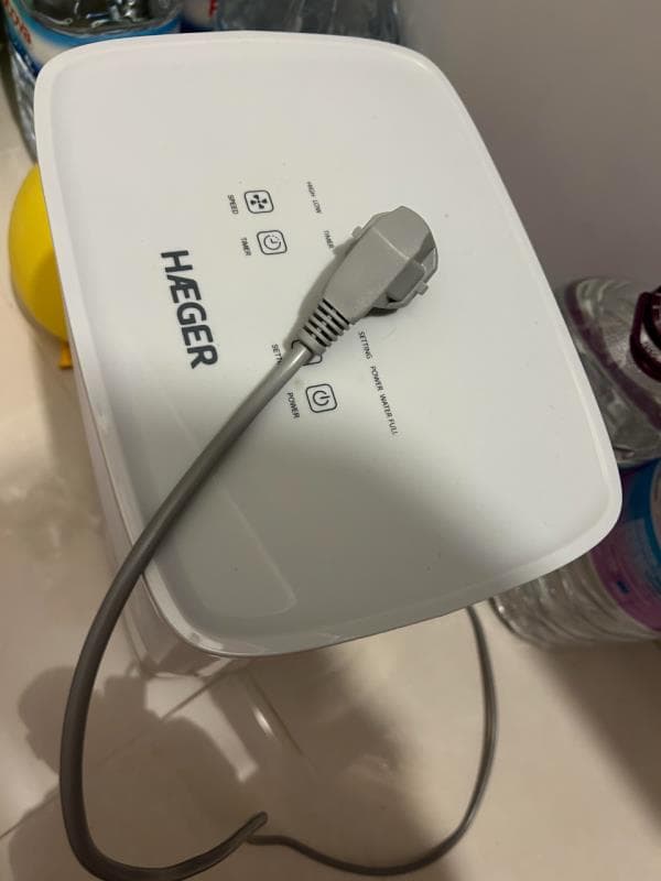 Aparelho desumidificador da marca Haeger (V.11 - verba 11)