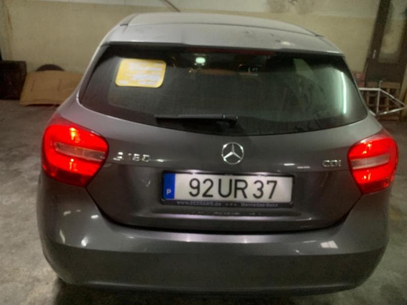 Veículo Ligeiro de passageiros de marca MERCEDES-BENZ