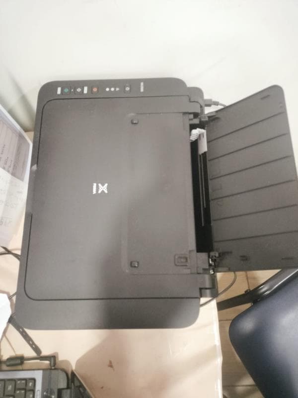 mobiliário de escritório e logista