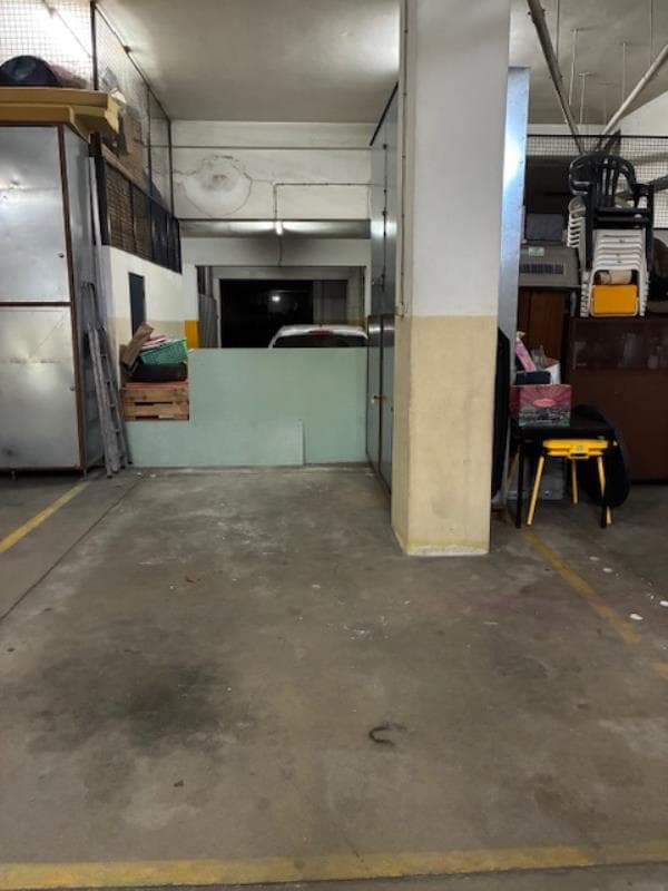 Lugar de estacionamento sito á Rua do Lameiro, Nº 562 e 616, Oliveira do Douro