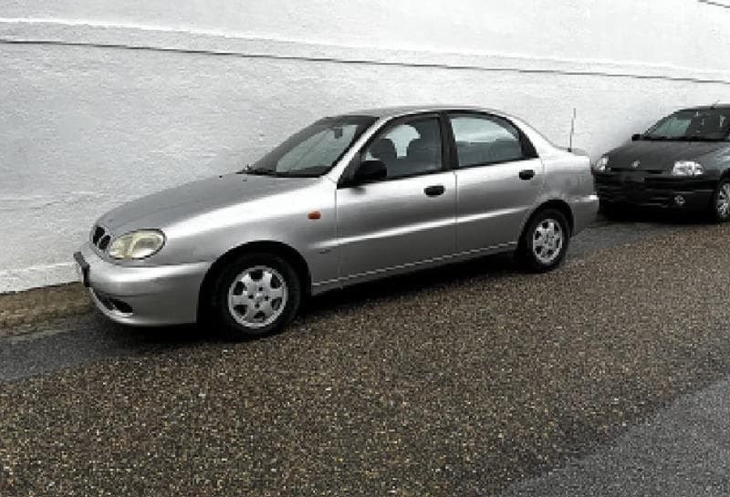 Daewoo modelo Klat (Lanos)
