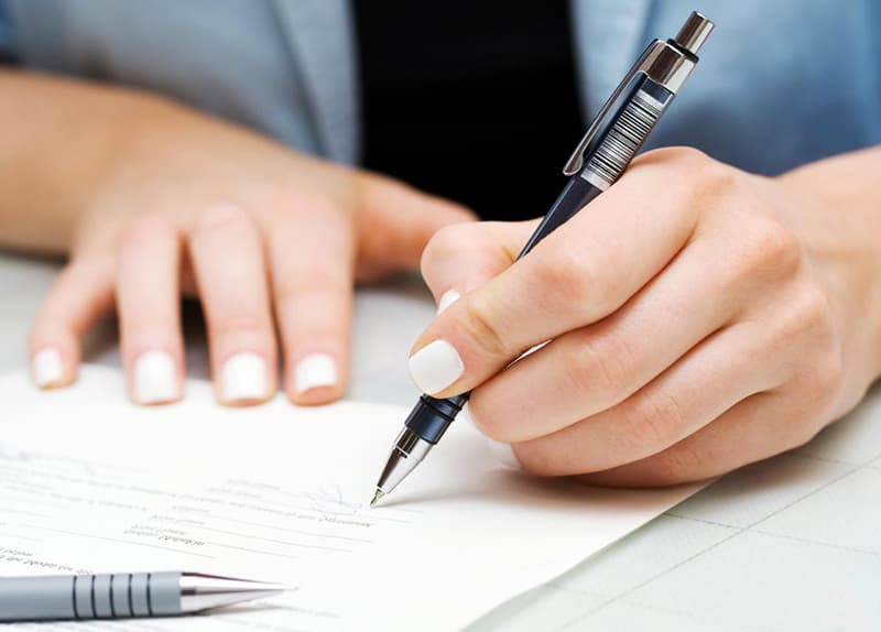 Quota da firma executada na sociedade, B.M.D. 3 - PROMOÇÃO IMOBILIÁRIA LIMITADA