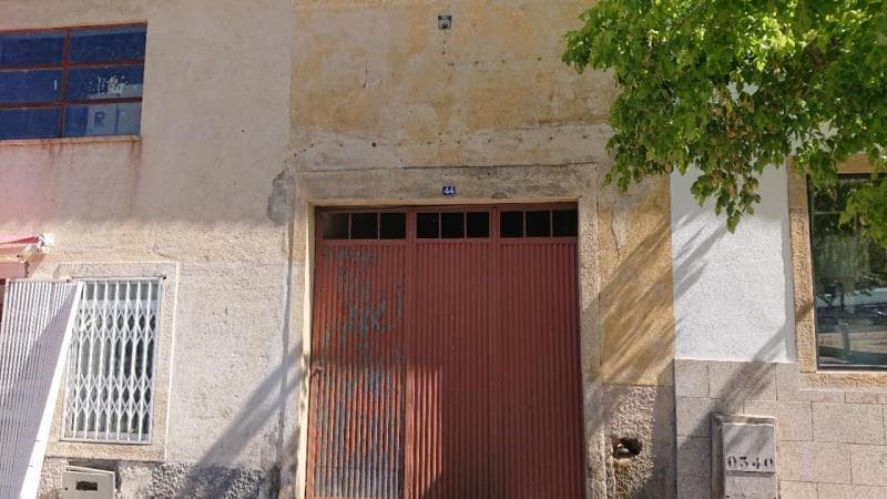 Loja/Armazém Lg. da Corredoura - Torre de Moncorvo