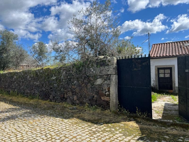 Moradia em Zebreira - Idanha-a-Nova